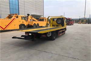 同心非事故拖车